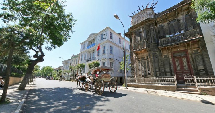 Büyükada Sokakları